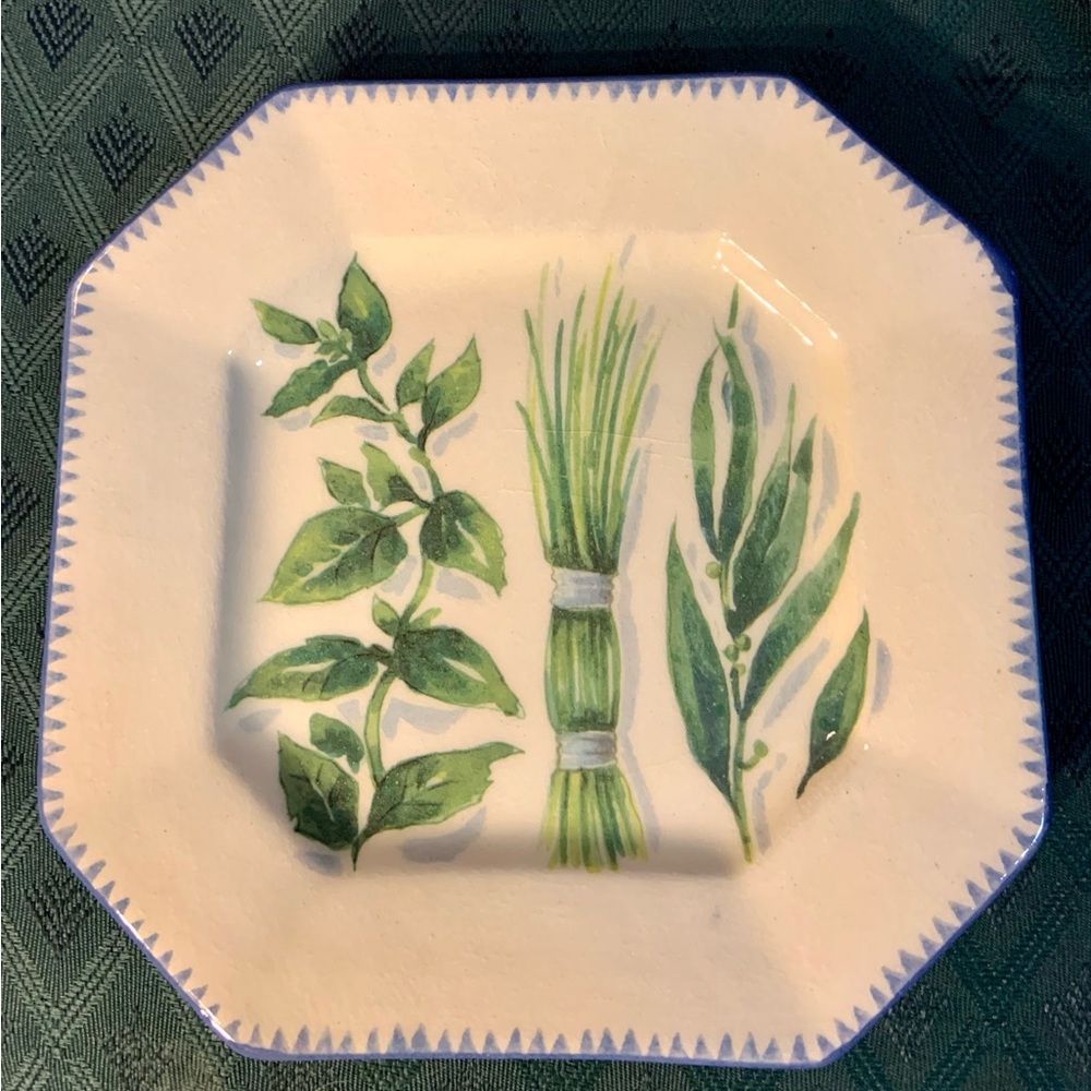 [William Sonoma] bread plate, 8 1/2 inches